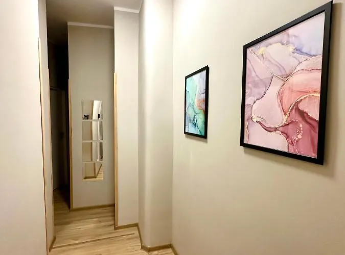 Проживание в семье Mmrent Lazy *